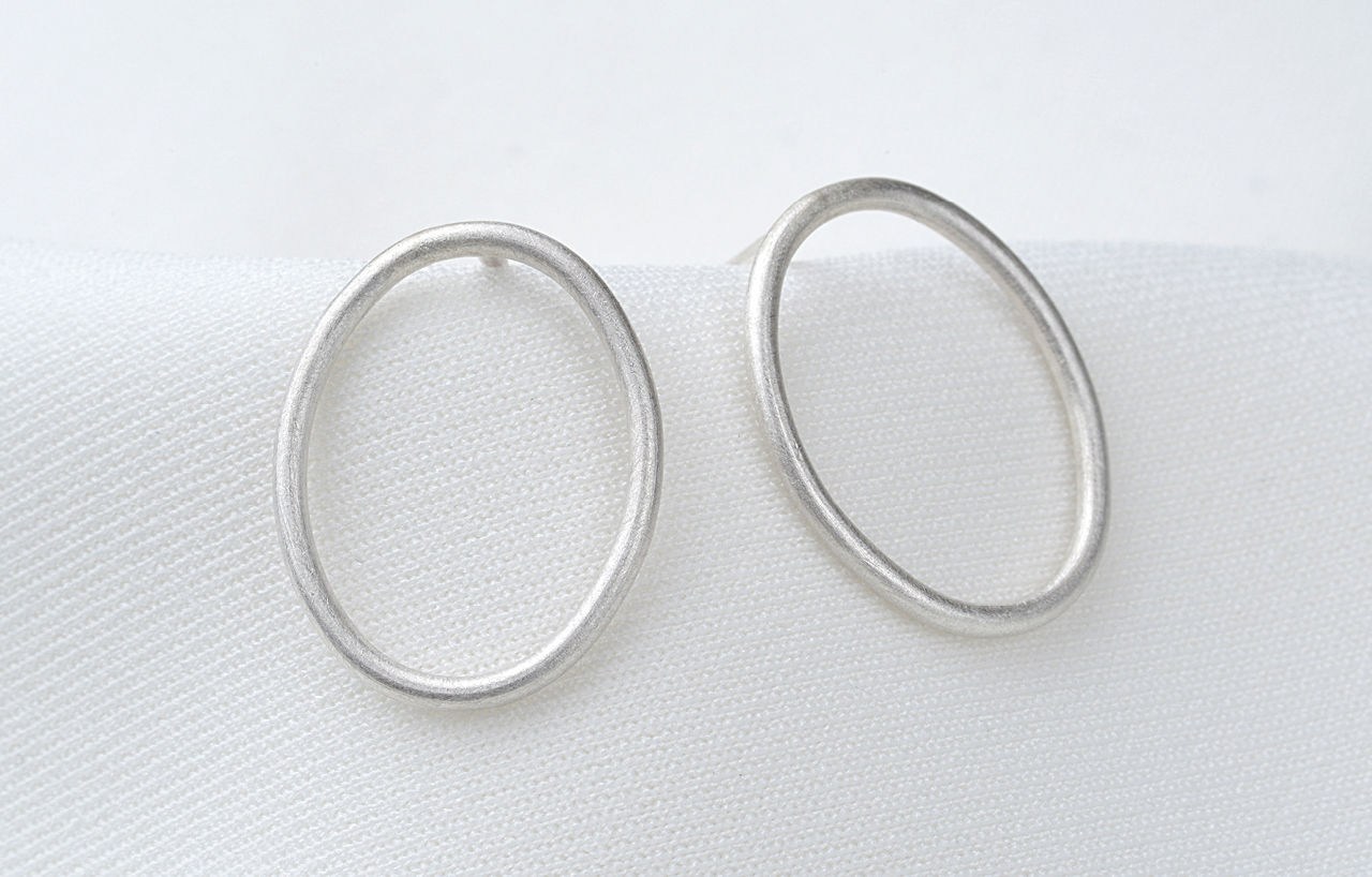 Wiry Earring No.1 (925 Silber, kreismattiert)